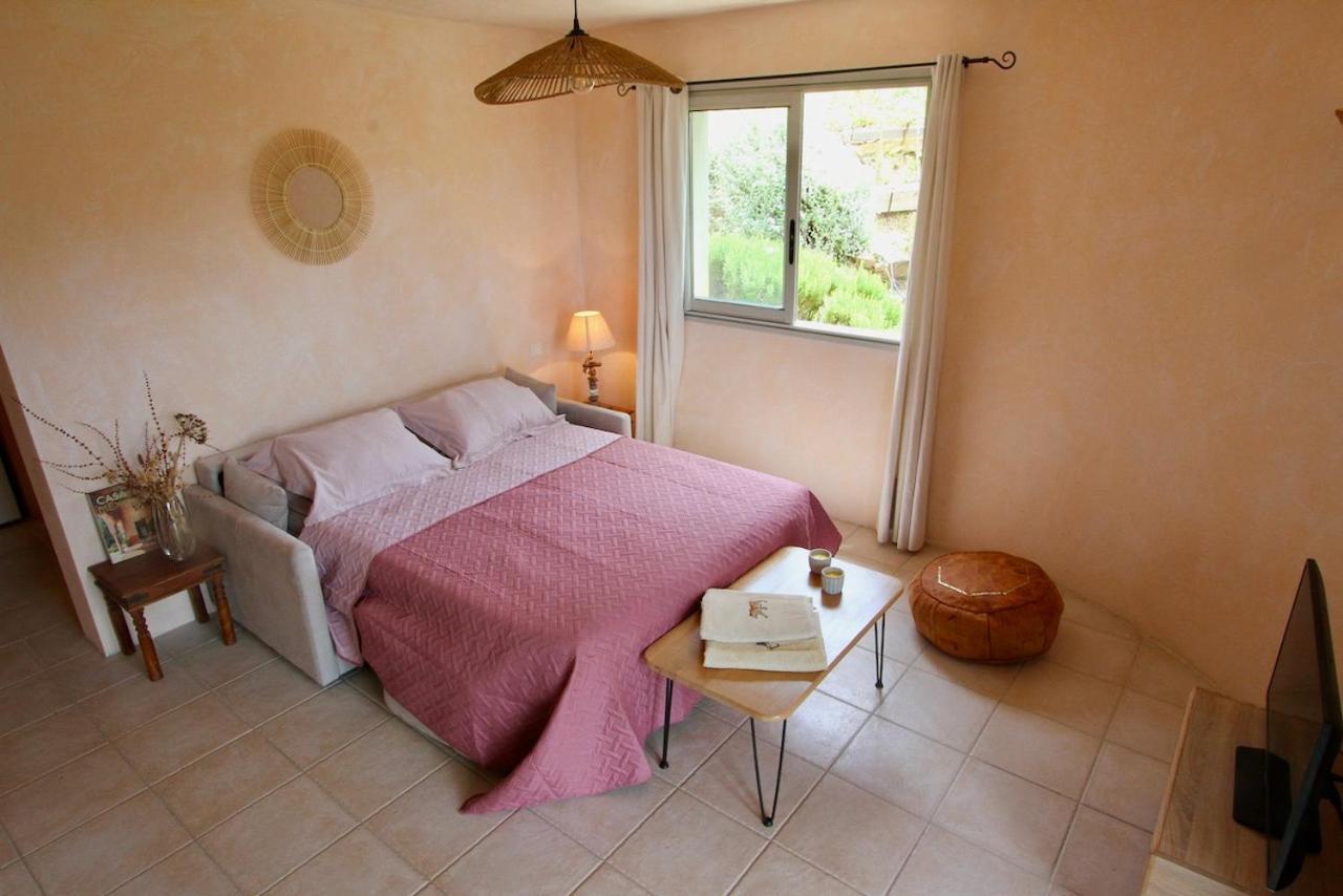Appartement Studio, Vue Sur Et Montagne *